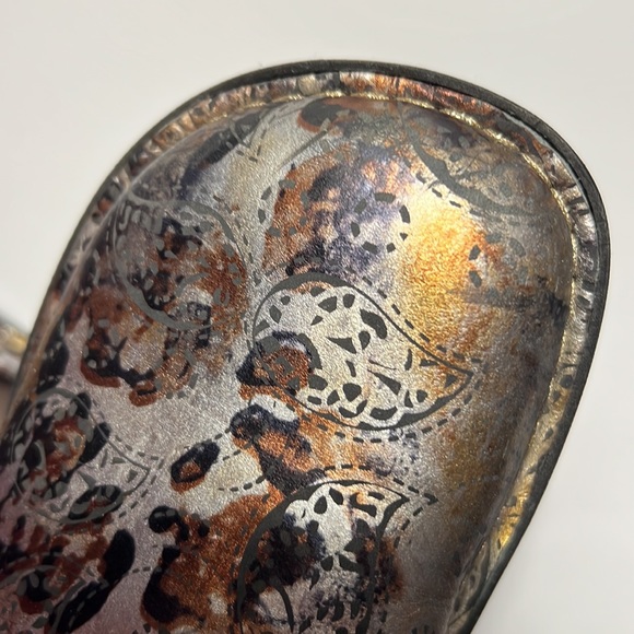 Alegria Silver & Gold Shoes - Picture 6 of 11